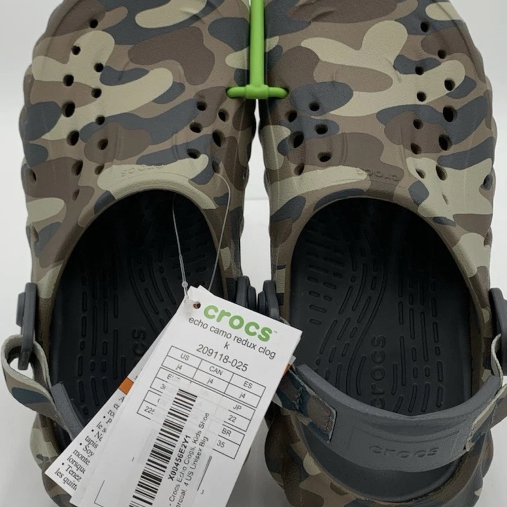 CROCS Green and Brown Sandals with Ventilation